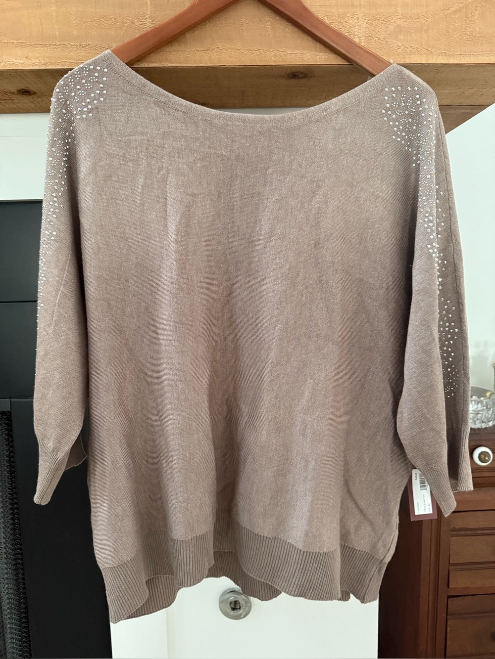 ✨ NWT Love Scarlett Rhinestone Embellished Dolman Sweater 1X✨